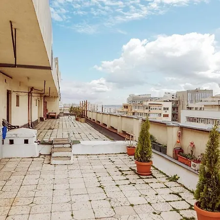 Rooftop Nearby Stadium Apartament *