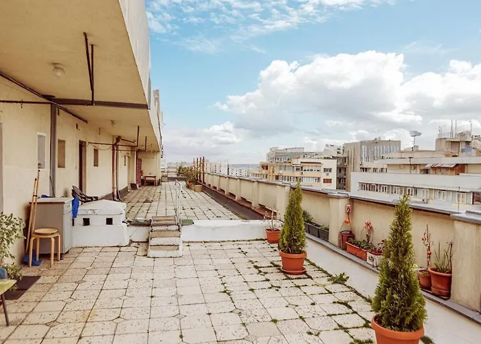 Rooftop Nearby Stadium Daire *